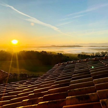 ホテル Les Garennes Saint-Uze エクステリア 写真